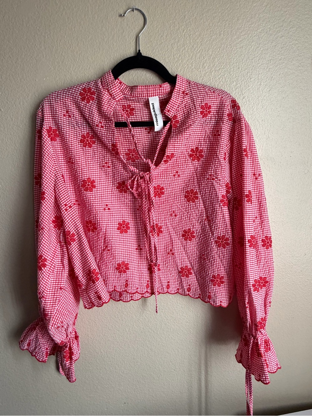 Missguided Pink and Red Floral Tie-Front Blouse